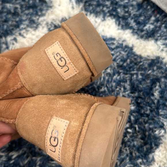 UGG boots, women’s size 8 - Picture 6 of 6